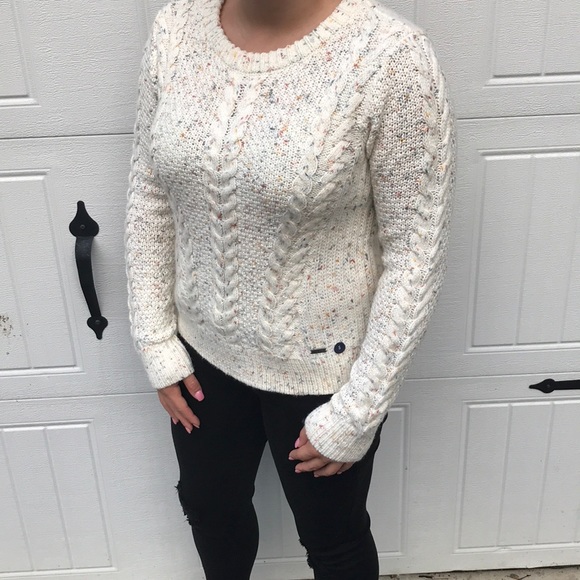 Sweater - Picture 1 of 2